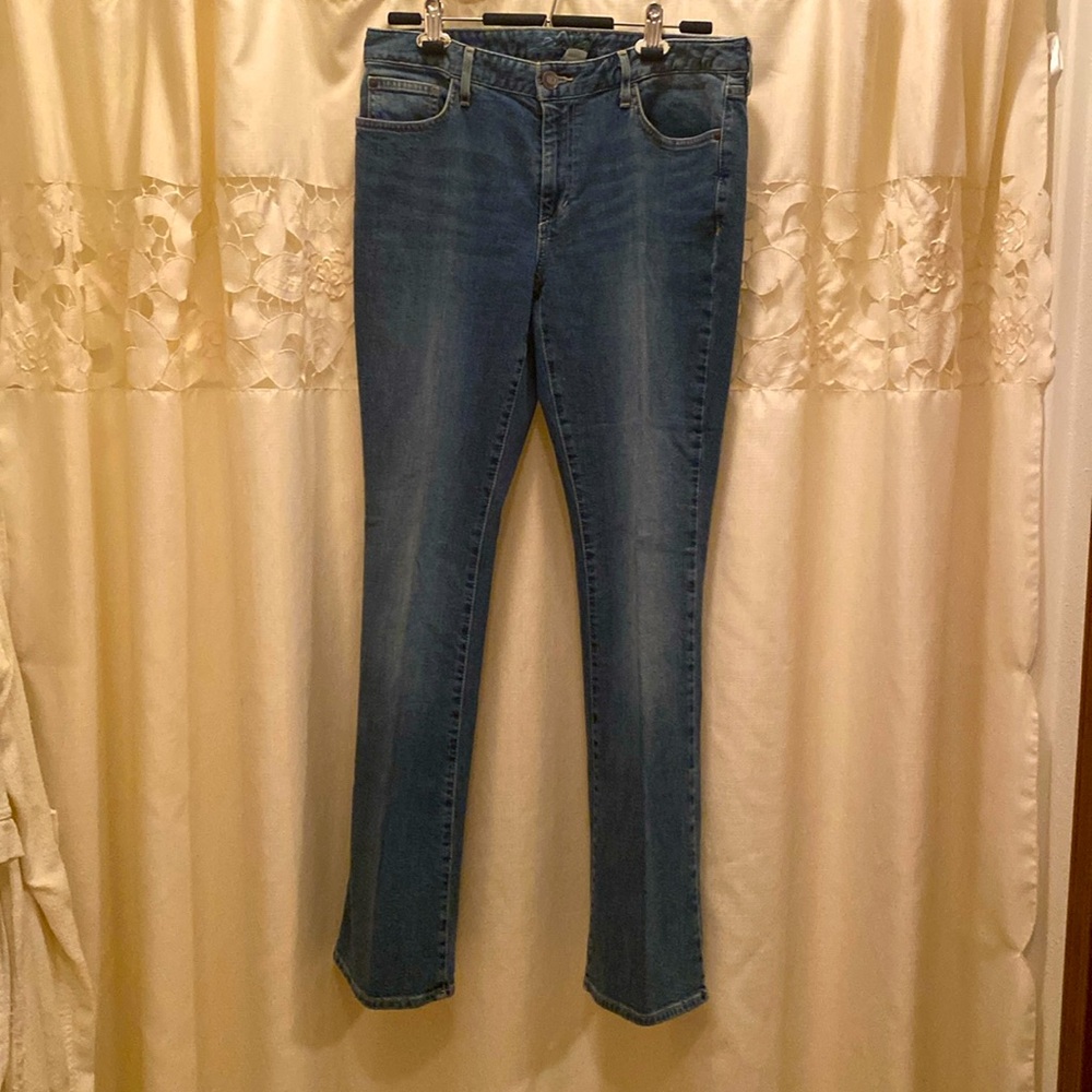 Woman’s Eddie Bauer Boot Cut Jeans, Size 12